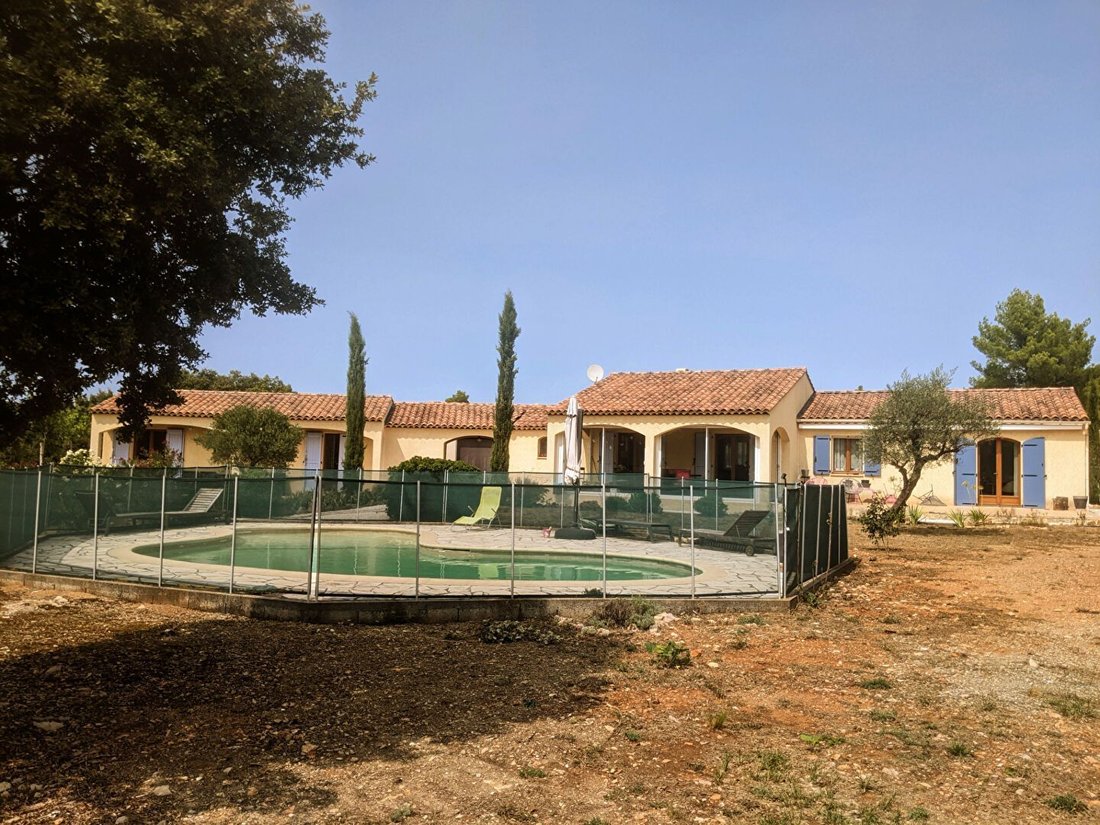 House in Moissac-Bellevue, Provence-Alpes-Côte d'Azur, France 1 - 18447536