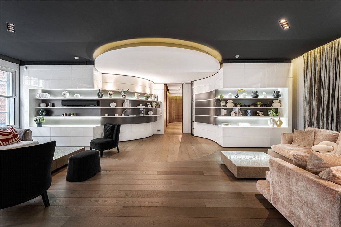 Apartment in Mayfair, Westminster, England 4 - 18447429