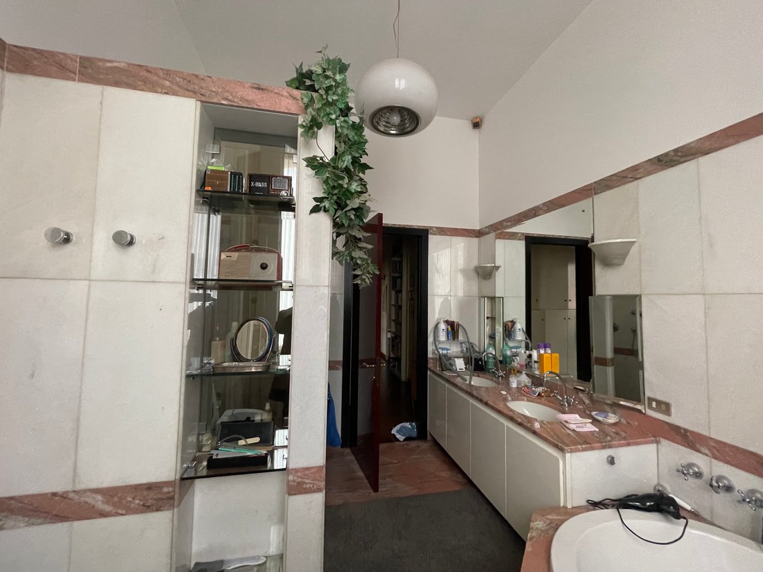Apartment in Brera, Milan, Italy 3 - 18446233