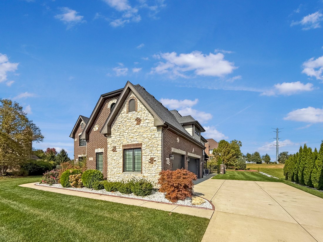 House in Frankfort, Illinois, United States 2 - 18447100