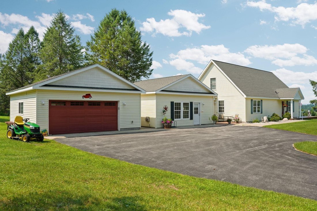 House in Central Lake, Michigan, United States 5 - 18446408
