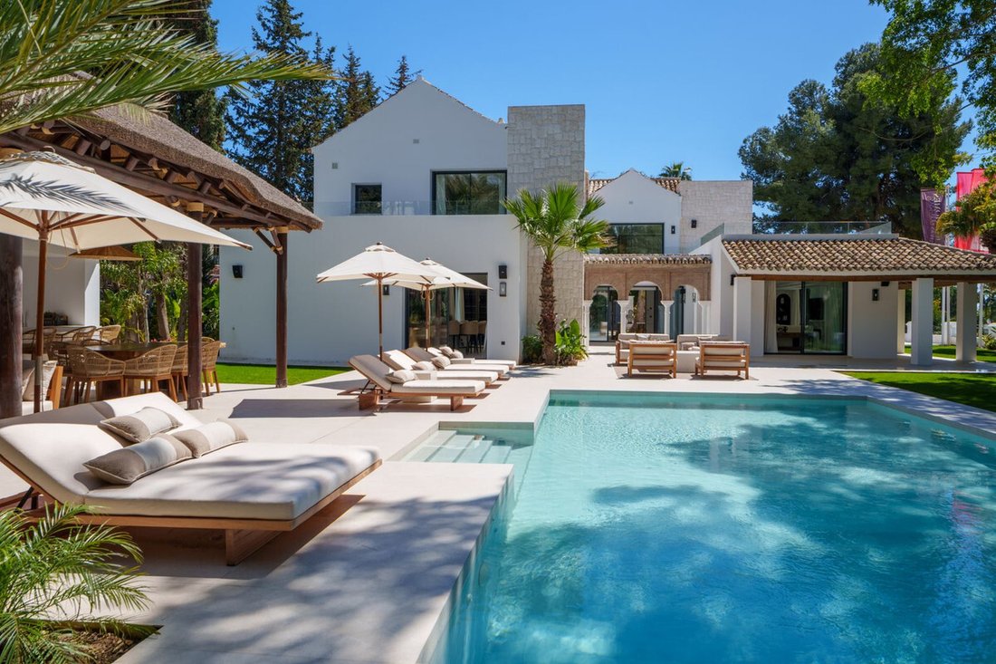 Villa in Puerto Banus, Marbella, Spain 1 - 18447678