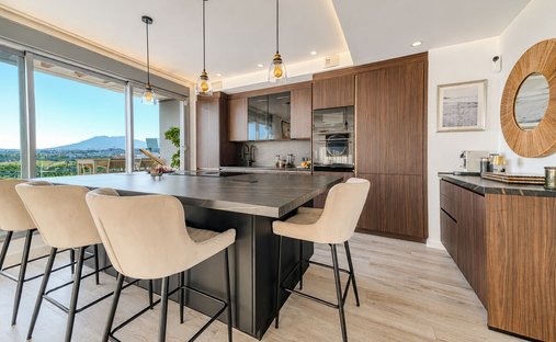 Penthouse in Cancelada, Estepona, Andalusia 1