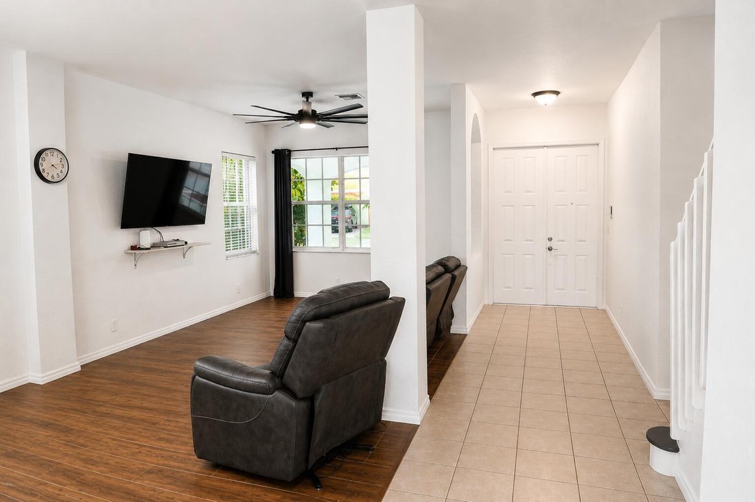 House in Miramar, Florida, United States 4 - 18446713
