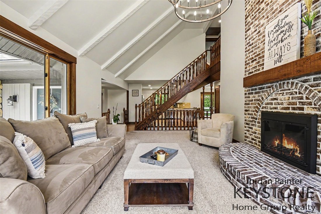 House in Hudsonville, Michigan, United States 4 - 18446404
