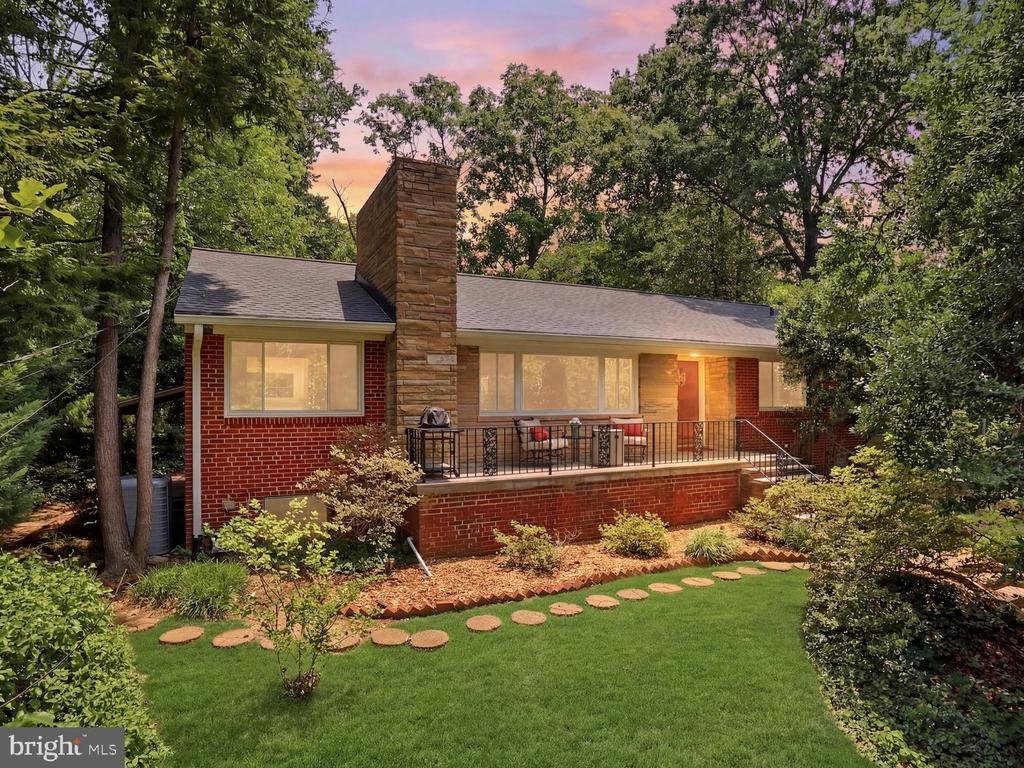 House in Arlington, Virginia, United States 1 - 18442752