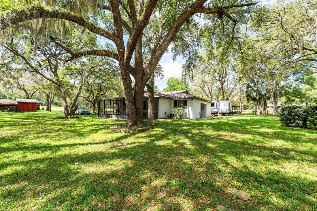 House in Morriston, Florida, United States 2 - 18446475