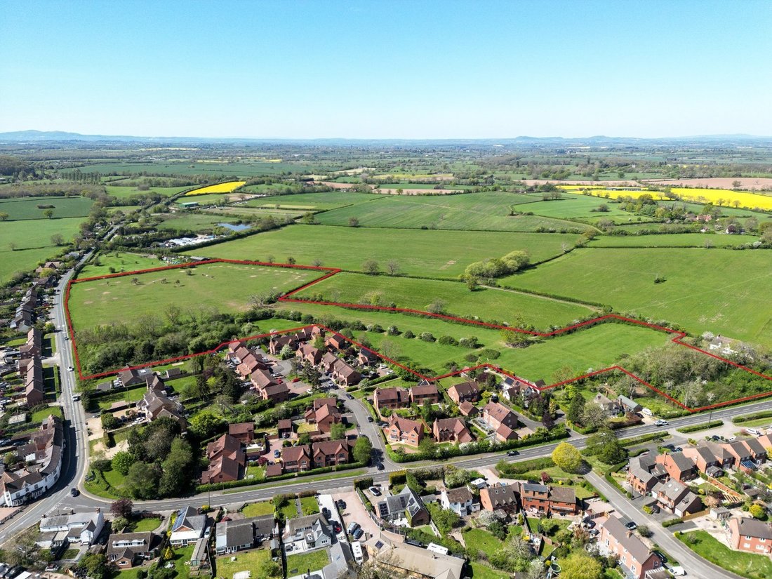 Land in Rock Hill, Stoke Prior, England 5 - 18446018
