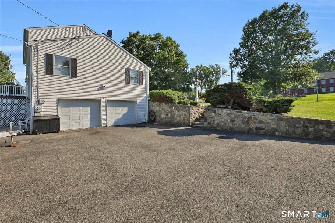 House in Danbury, Connecticut, United States 5 - 18445915
