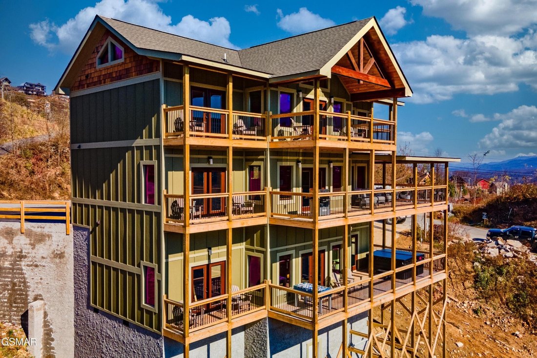 House in Gatlinburg, Tennessee, United States 2 - 18447002