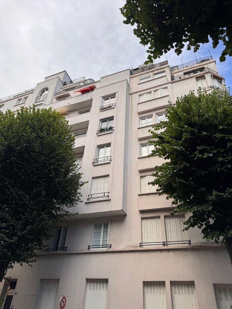 Apartment in La Plaine des Sablons, Neuilly-sur-Seine, France 1 - 18447480