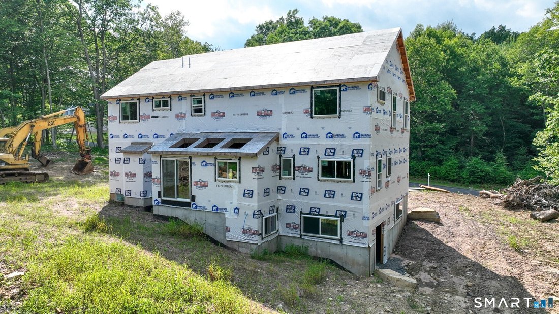 House in Tolland, Connecticut, United States 4 - 17678132