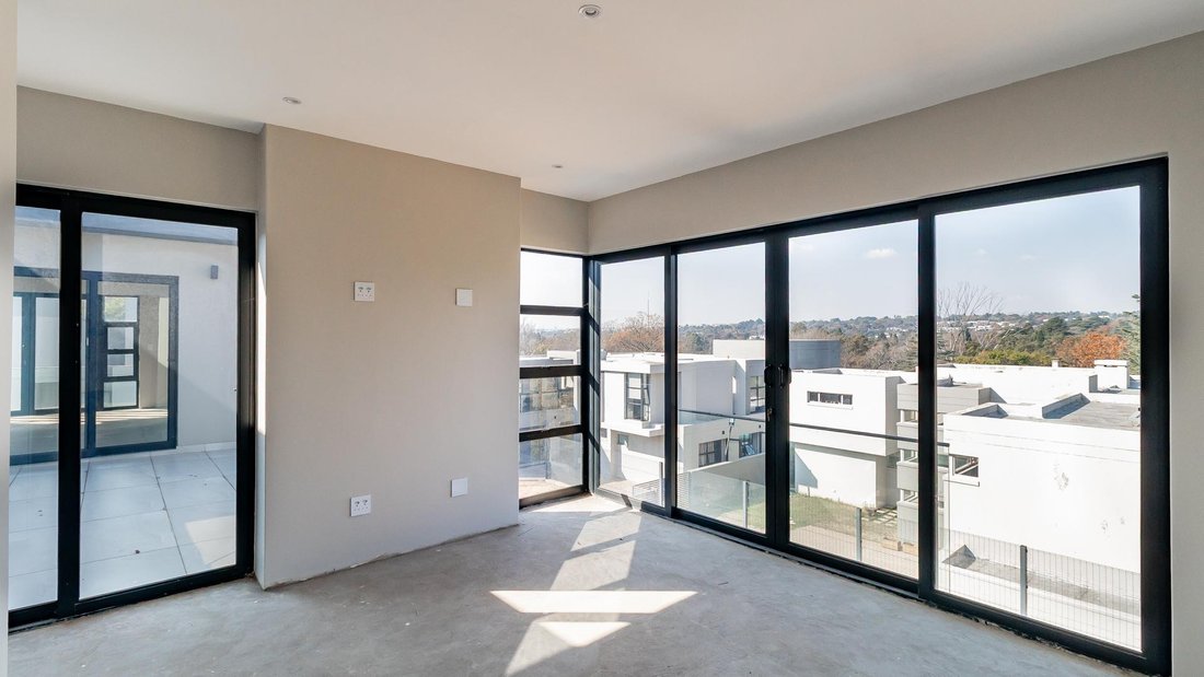 House in Alexandra, Gauteng, South Africa 4 - 18446694