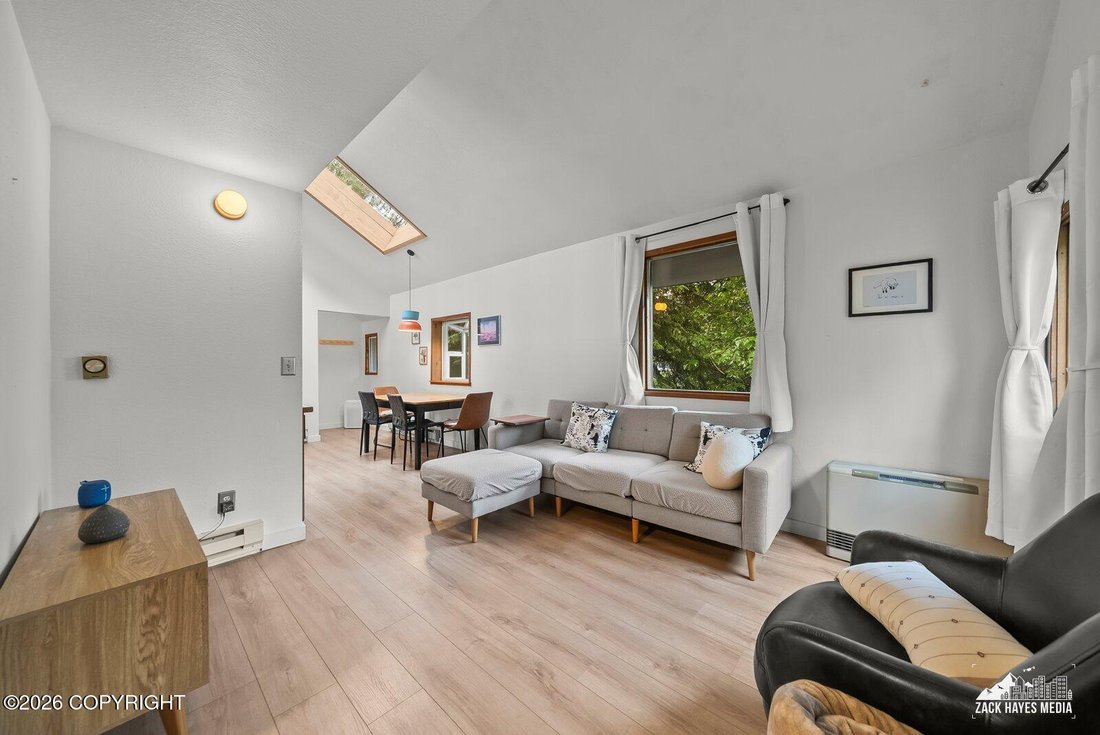 House in Anchorage, Alaska, United States 3 - 18449475