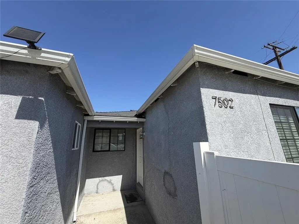 House in Burbank, California, United States 5 - 18449542