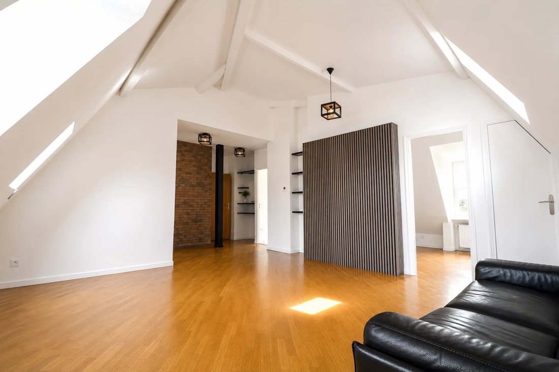 Apartment in Domaine National du Château, Versailles, France 2 - 18319751