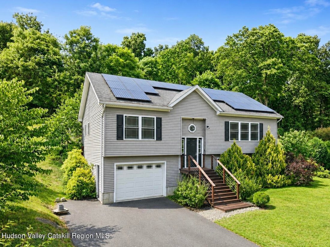 House in Kingston, New York, United States 1 - 18451215