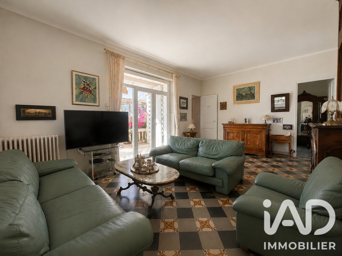 House in Les Routes, Toulon, France 2 - 18452770
