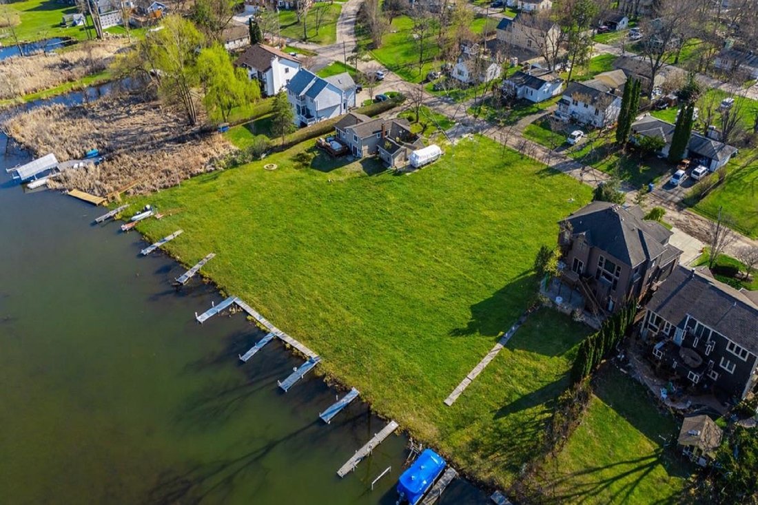House in Orchard Lake Village, Michigan, United States 2 - 18448186