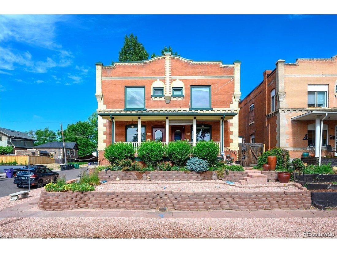 Denver, Colorado, United States 1 - 18449085