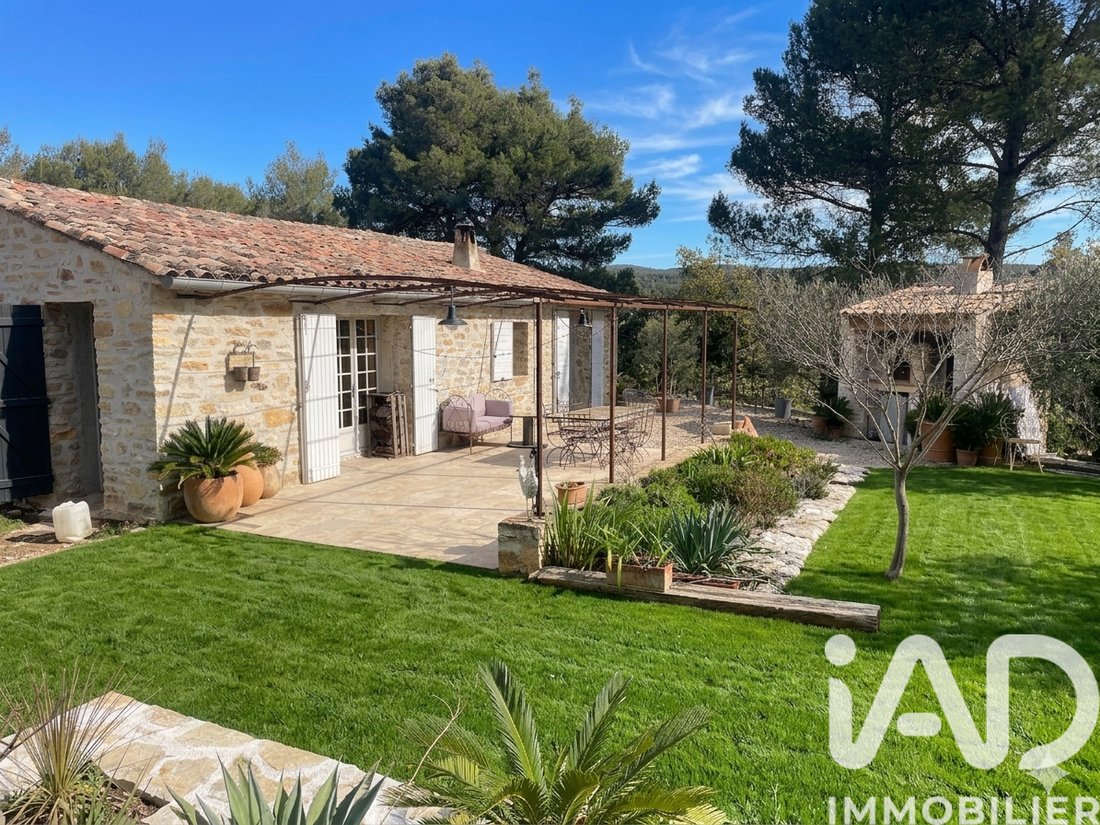 House in Les Freres-Les Cancades-Les Ginestes, Le Beausset, France 1 - 15993463