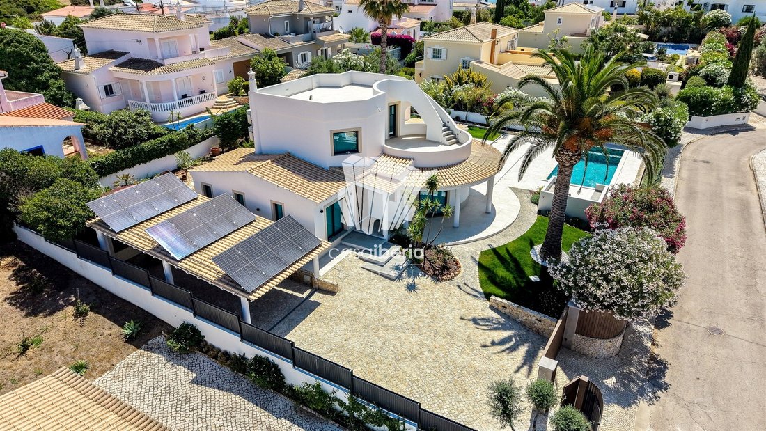 House in Carvoeiro, Algarve, Portugal 2 - 18449521