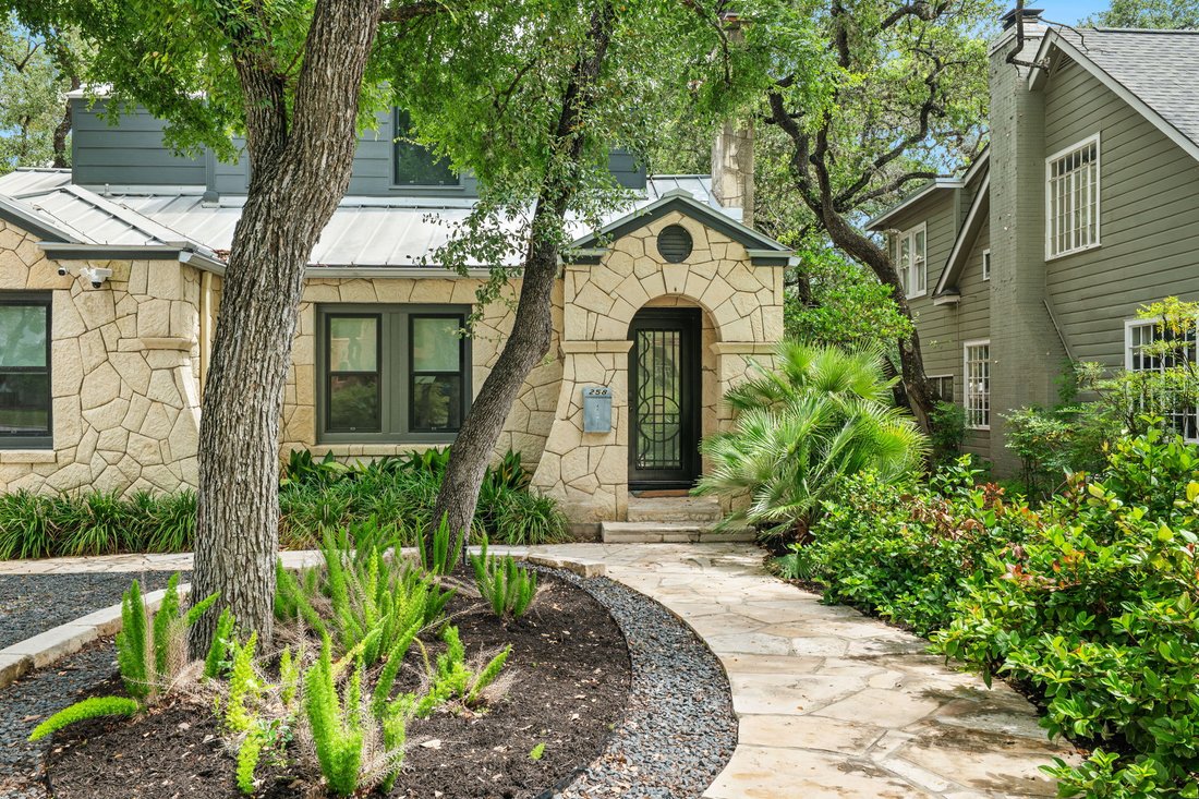 House in San Antonio, Texas, United States 2 - 17924658