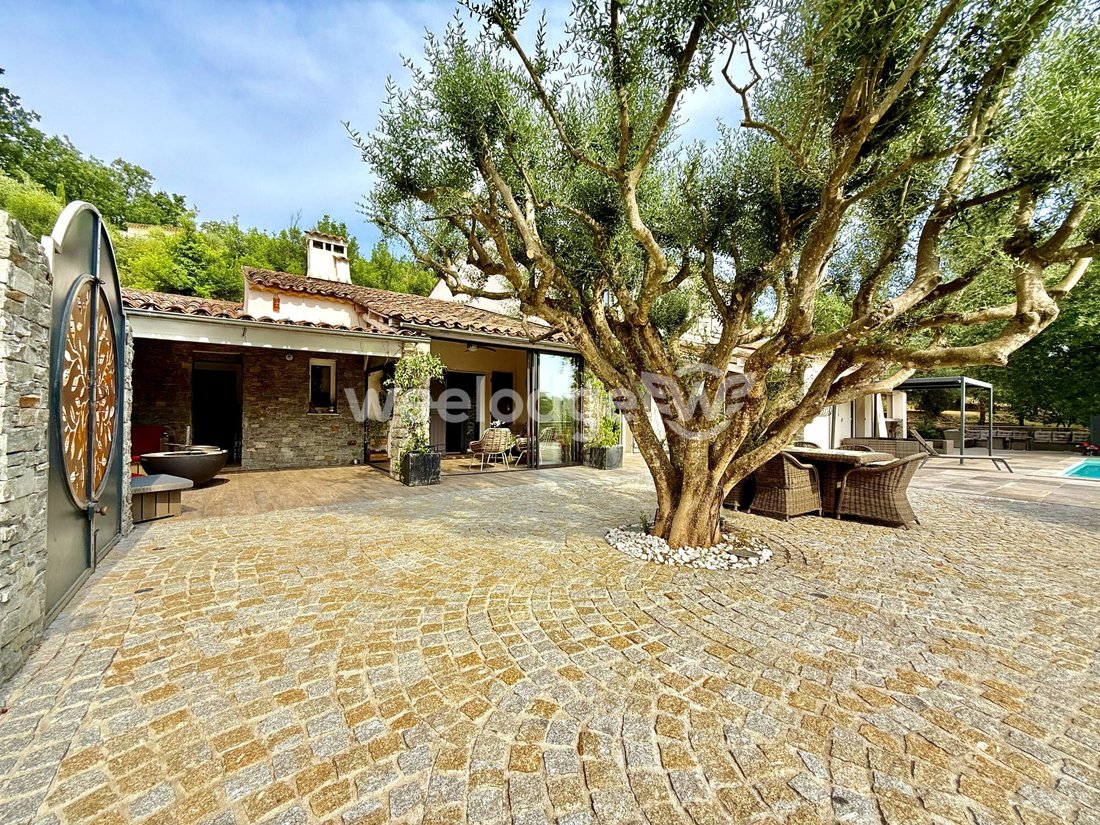 Villa in Tourrettes, Provence-Alpes-Côte d'Azur, France 4 - 18452563