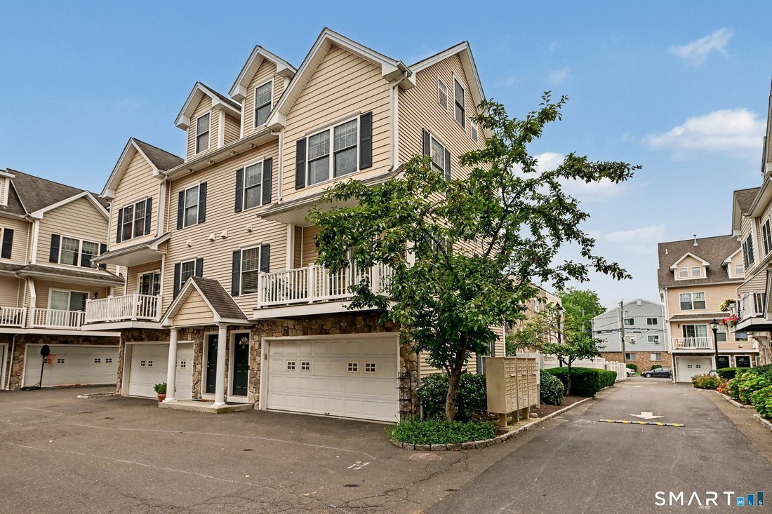 Condo in Stamford, Connecticut, United States 1 - 18451235