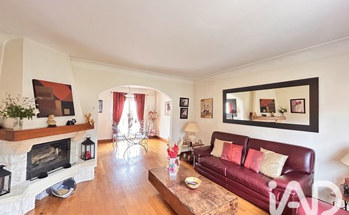House in Corbeil-Essonnes, Ile-de-France, France 1