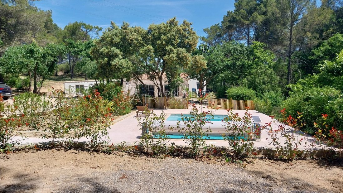 Villa in Rognes, Provence-Alpes-Côte d'Azur, France 2 - 18059893