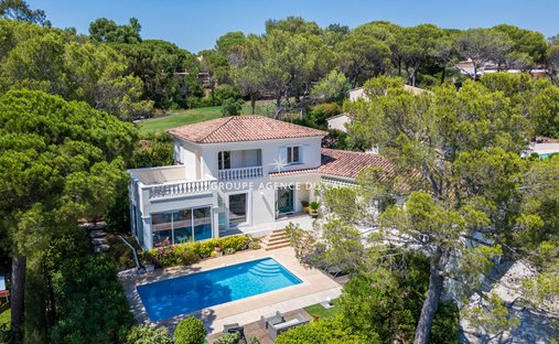 Villa in Le Dramont-Agay-Anthéor-Le Trayas, Saint-Raphaël, France 1