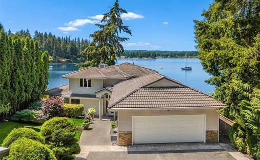 House in Poulsbo, Washington, United States 1