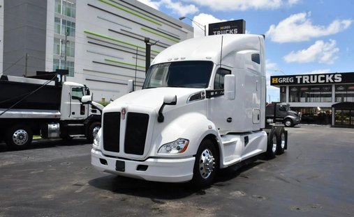 2021 Kenworth T600 T680 Aerodynamic in Miami, FL, United States 1