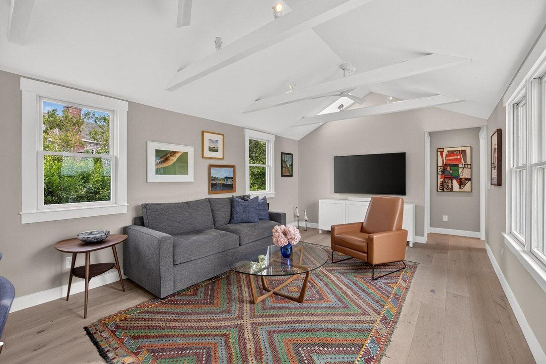 Condo in Provincetown, Massachusetts, United States 2 - 18452383
