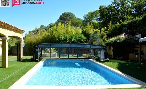 Villa in Nord, Le Luc, France 1