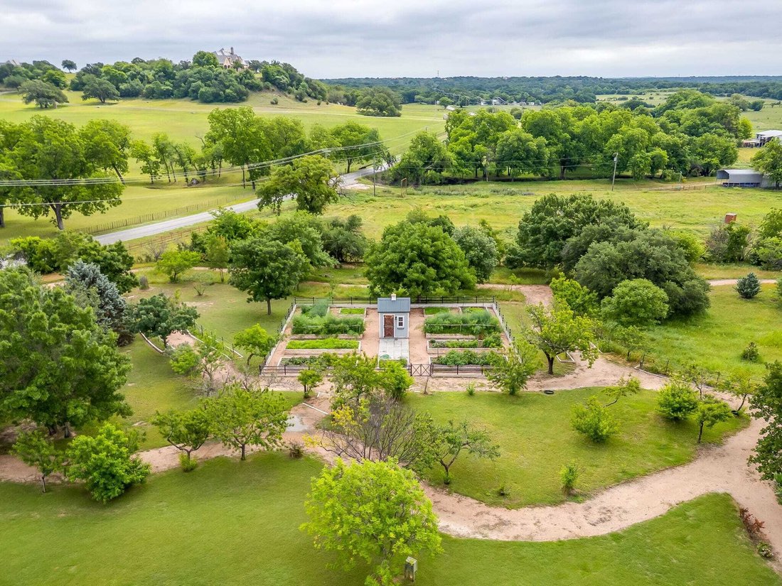 House in Weatherford, Texas, United States 5 - 18452319