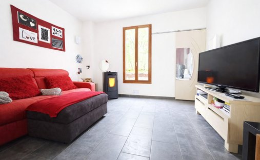 House in Charentonneau, Maisons-Alfort, France 1
