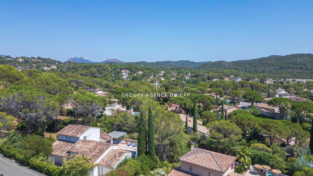 Villa in Le Dramont-Agay-Anthéor-Le Trayas, Saint-Raphaël, France 4 - 18451983