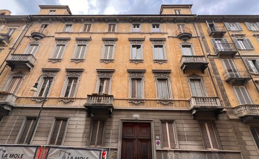 Apartment in Crocetta, Turin, Piedmont 1