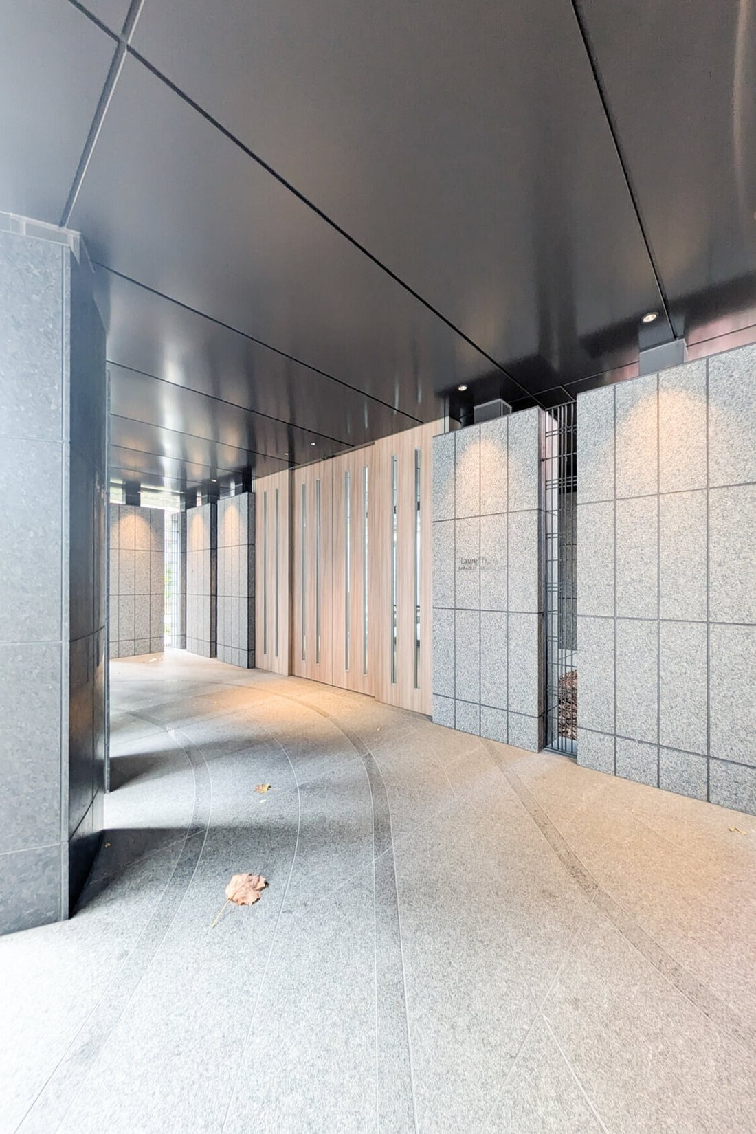 Condo in Osaka, Osaka, Japan 2 - 18452208