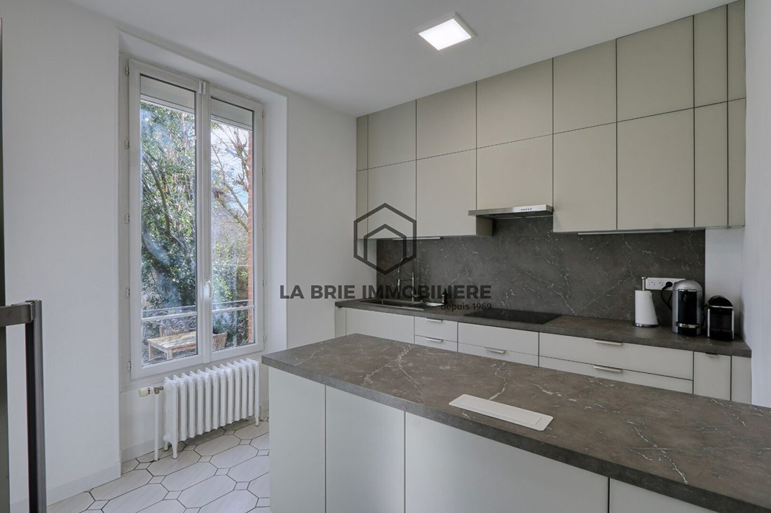 House in Les Sablons, Villecresnes, France 4 - 18452552