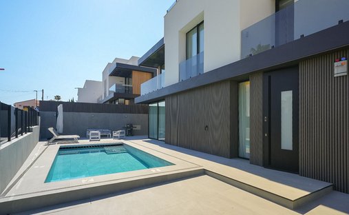 Villa in l'Alfas del Pi, Valencian Community, Spain 1