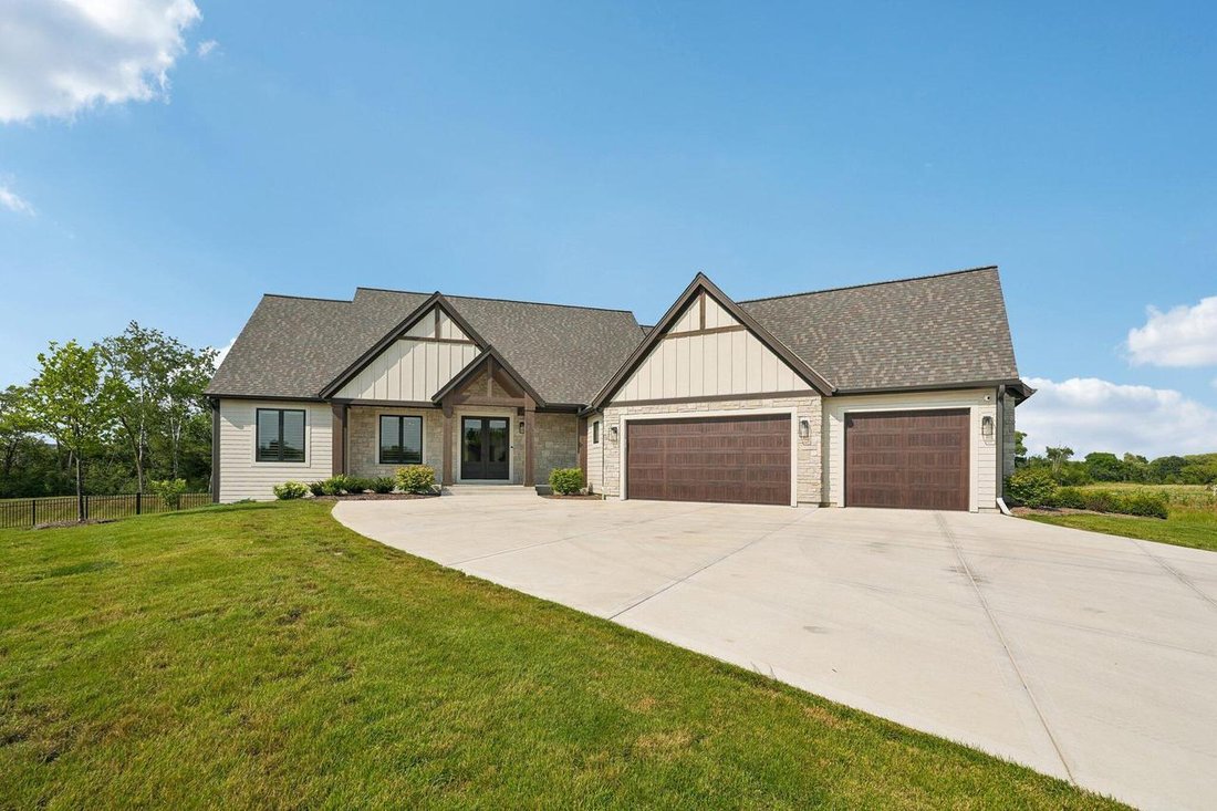House in Menomonee Falls, Wisconsin, United States 1 - 18452887