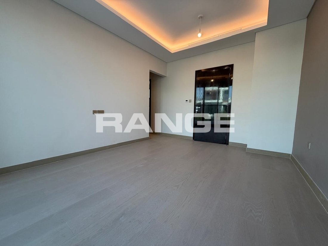 Townhouse in Damac Hills, Dubai, United Arab Emirates 4 - 18452954
