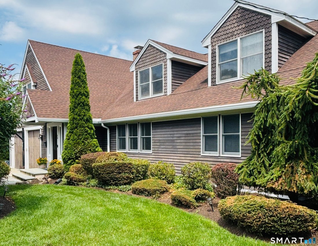 House in Stratford, Connecticut, United States 1 - 18452774