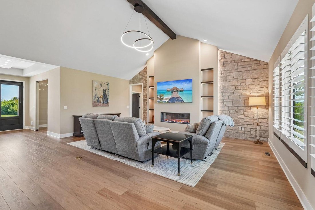 House in Menomonee Falls, Wisconsin, United States 2 - 18452887