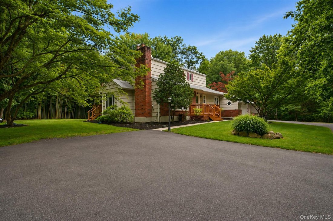 House in Airmont, New York, United States 2 - 18453829
