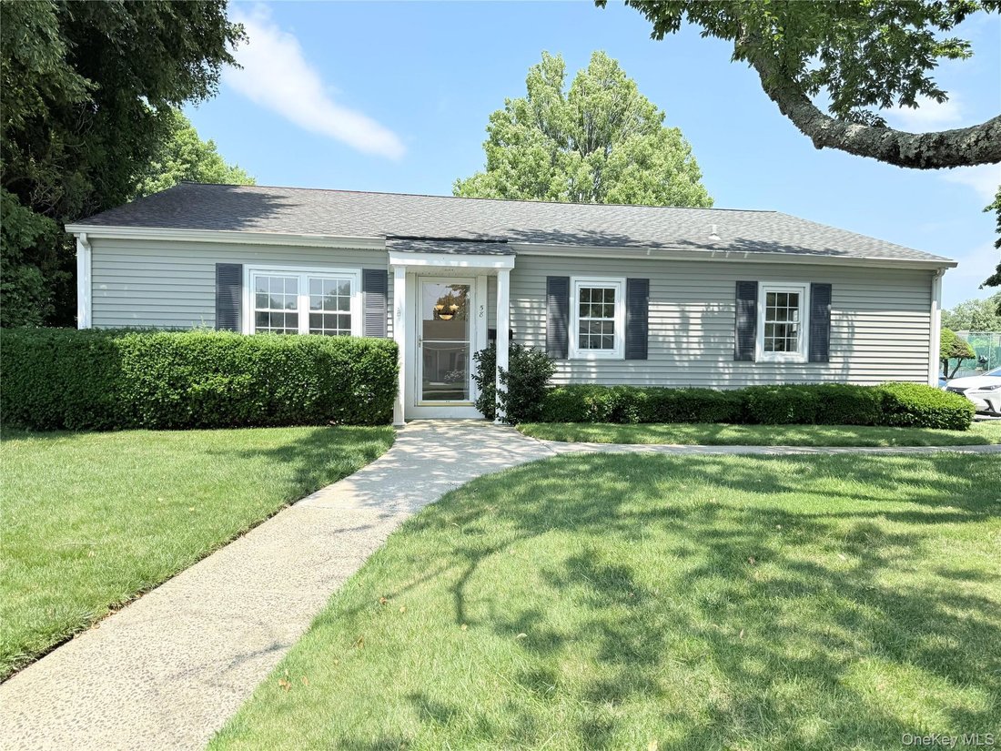 Condo in Amityville, New York, United States 1 - 18454035