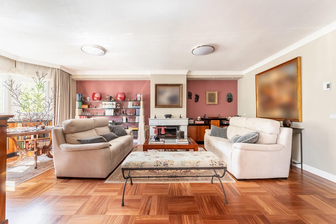 Villa à Majadahonda, Communauté de Madrid, Espagne 3 - 18453544